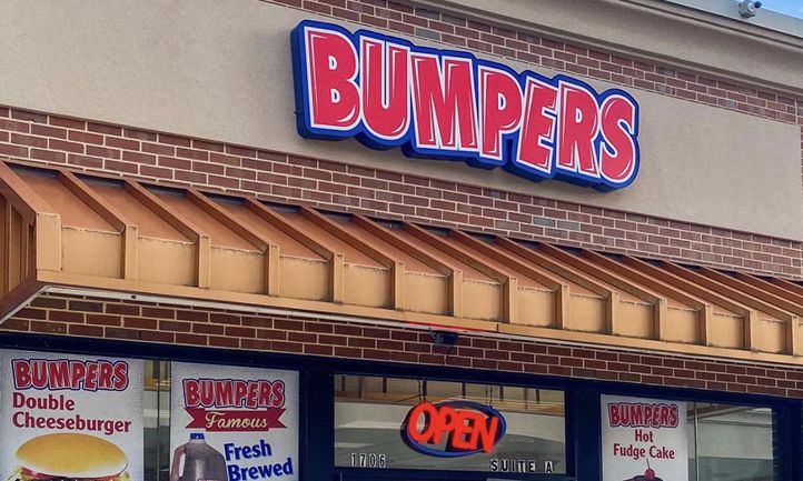 Restaurant Franchise News from Bumpers Drive-In, Sammy’s Sliders, Crust Pizza Co., and More!